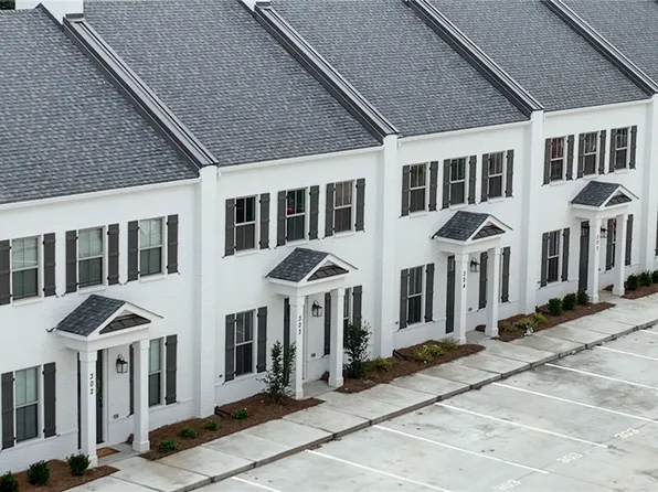 1027 E Glenn Ave #502, Auburn, AL 36830