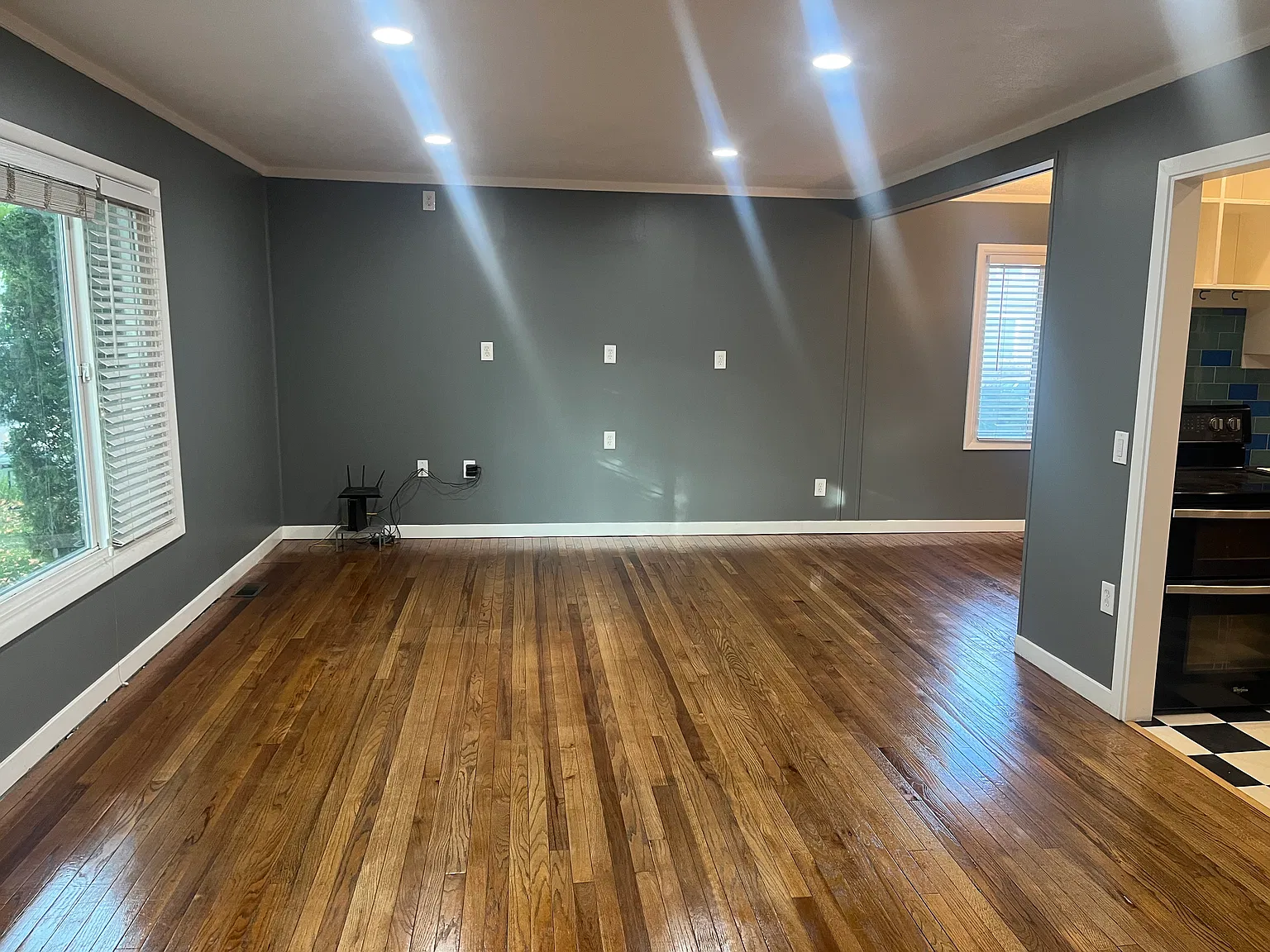 3 bed, 1200 sqft, $1,450 — Photo 4