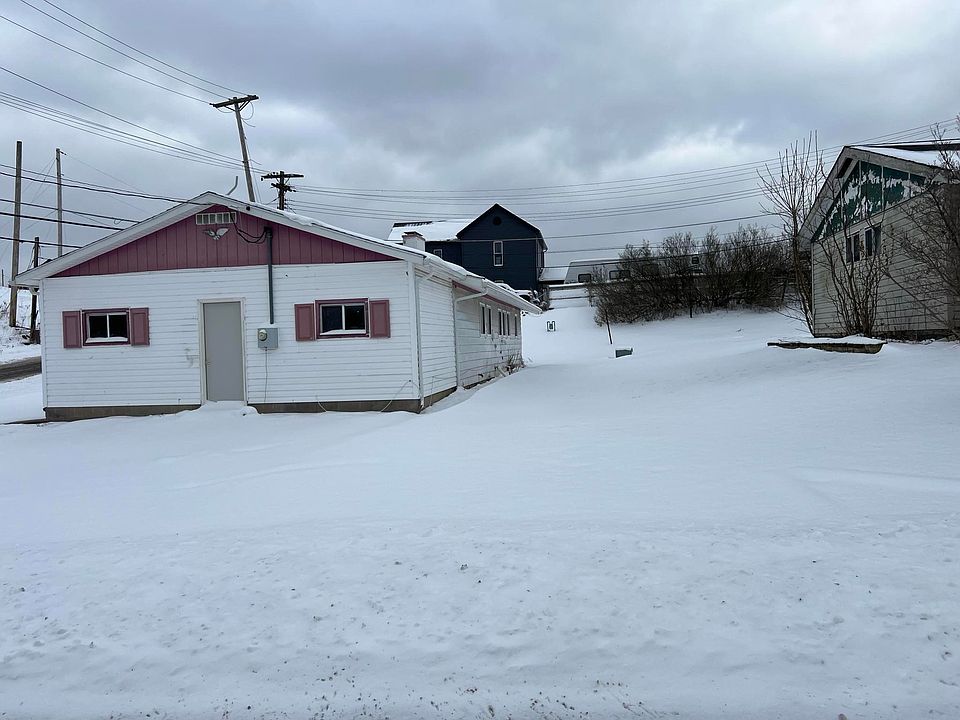1st image of 229 Maple Ave