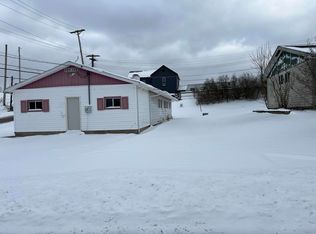 229 Maple Ave, Woodsfield, OH 43793