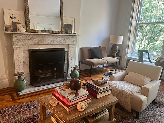 2nd image of 10 E 10th St #3