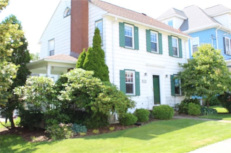 1st image of 634 Green St