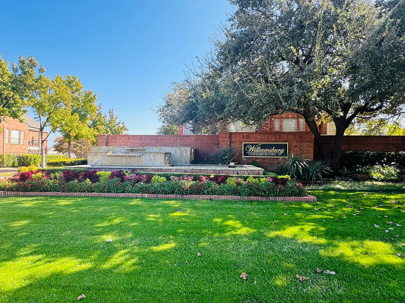 Beautifully Updated 2-Bedroom, 2-Bath Condo in North Dallas! 12680 Hillcrest Road, Unit 1203 ; Dall — Photo 1