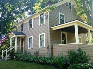 15 Warren Pl, Weston, MA 02493
