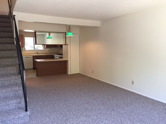 2nd image of 1235 Stonecreek Rd Unit B