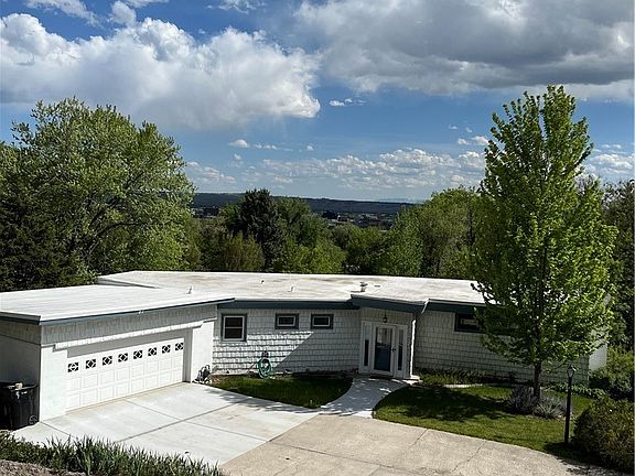 2nd image of 87 Mountain View Blvd