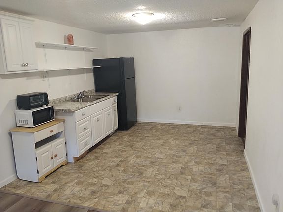 2nd image of 119 Berna Ave