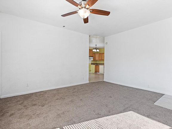 5th image of 2611 N Cherokee Ln