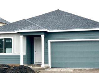779 Farmington Dr, Junction City, OR 97448