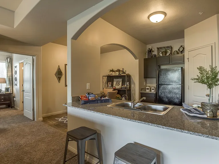 Model Kitchen Bar