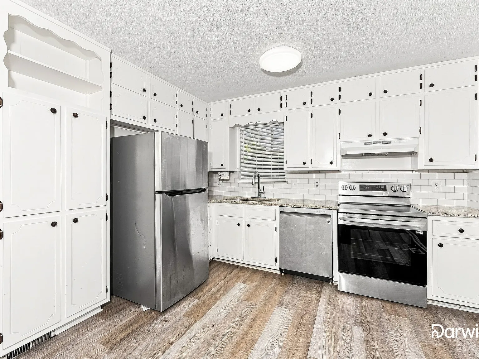 3 bed, 2.0 bath, 1071 sqft, $1,650 — Photo 4