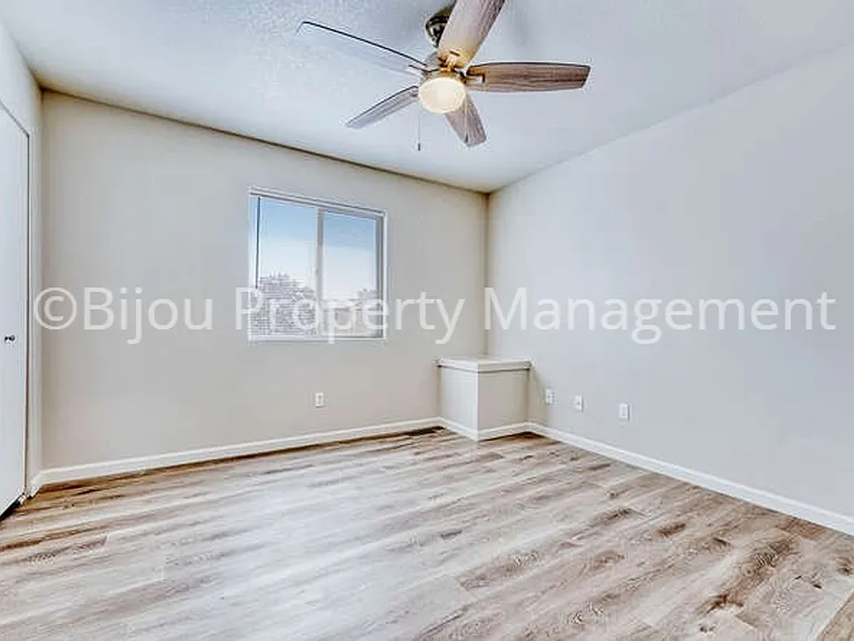 3066 Starlight Cir — Photo 16