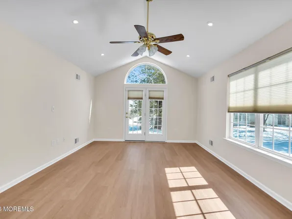 2927 Rock Hill Lane, Toms River, NJ 08755