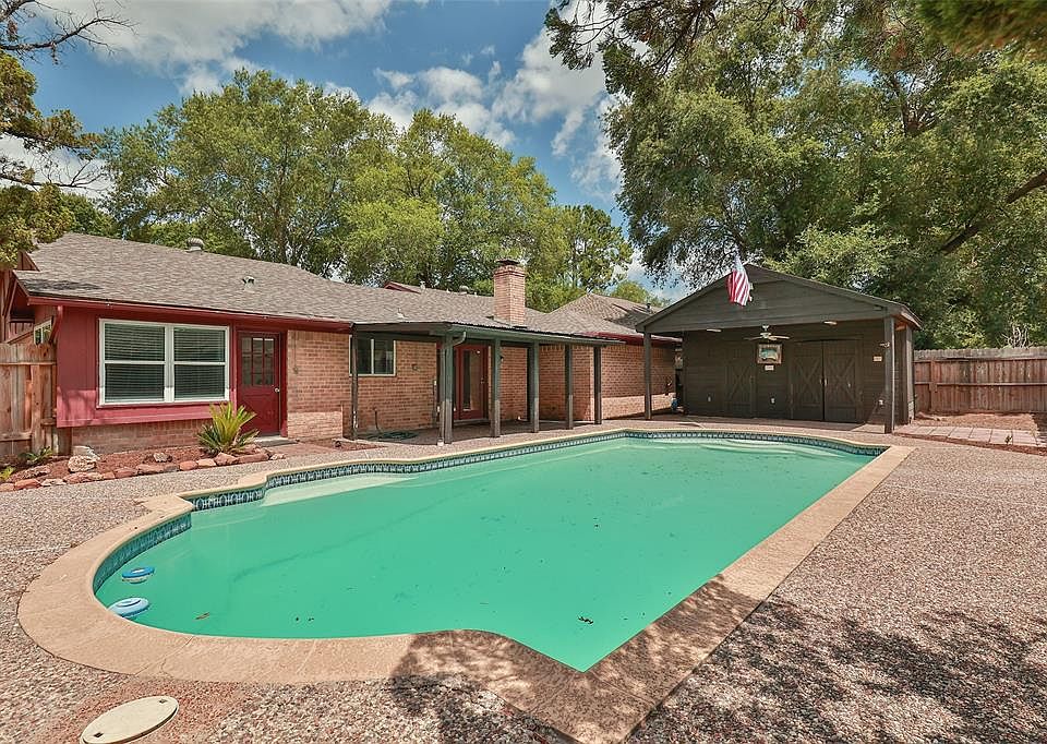 8202 Chestnut Forest Dr, Houston, TX 77088 Zillow