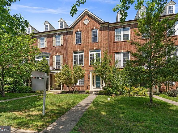 3rd image of 3844 Sugarloaf Pkwy