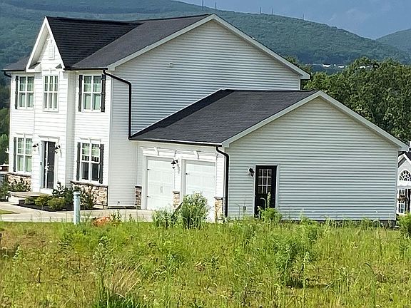 Back door neighbor (Lot #40)