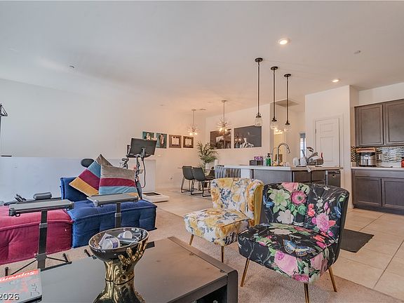 4th image of 1239 Raritan Pl