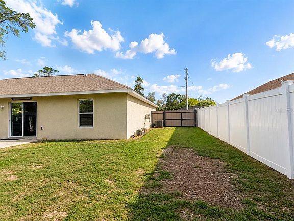 5th image of 17023 SW 41st Ct