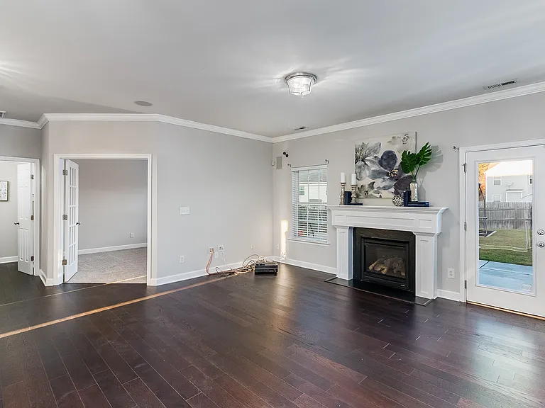 2902 Framer Ln — Photo 10
