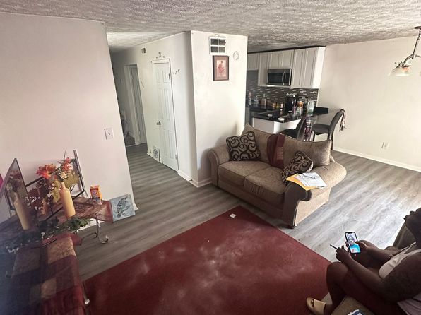 7560 Taylor Rd APT 21