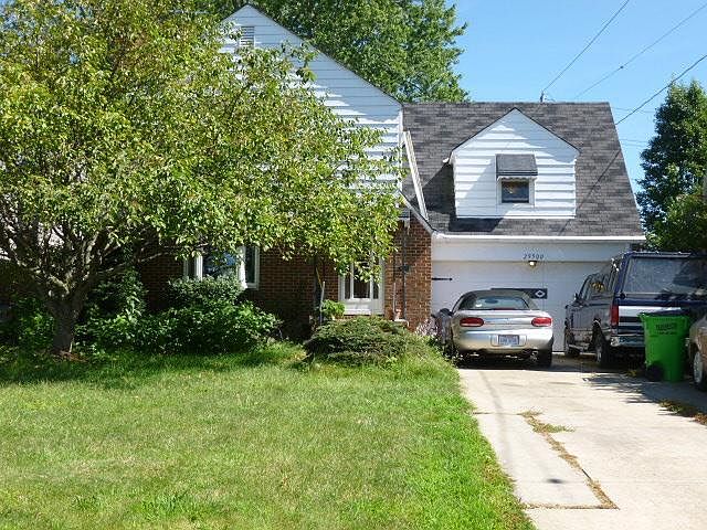 1st image of 29500 Cresthaven Dr
