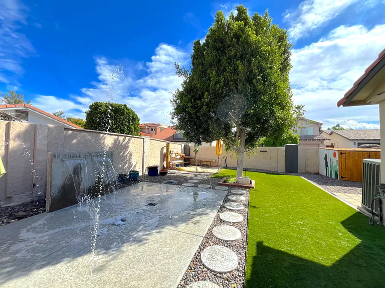 970 E Lobster Trap Ln — Photo 23