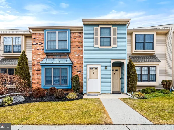 167 Wyndham Pl, Robbinsville, NJ 08691