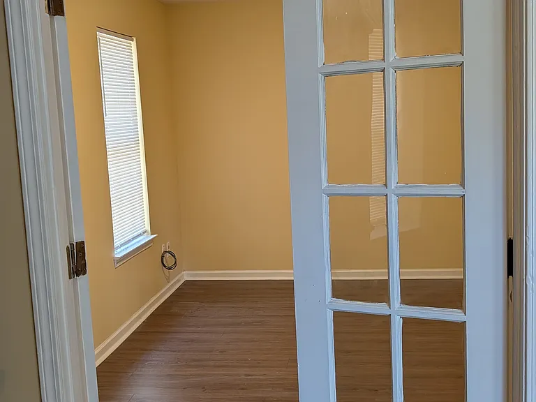 663 Lagrange Park Cv — Photo 2