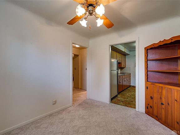 2nd image of 100 Castlewood Ave