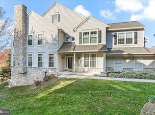 228 Greenbriar Dr, West Chester, PA 19382