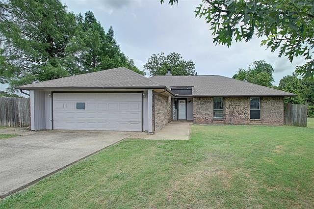 1st image of 1307 Linda Ct