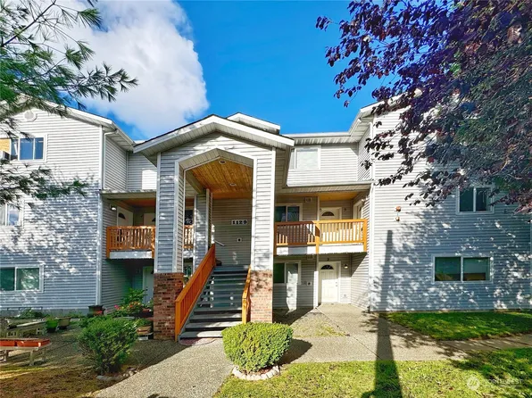 1129 W Casino Road #6, Everett, WA 98204