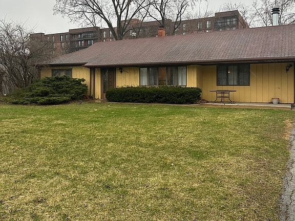 3rd image of 6526 Howard Ave
