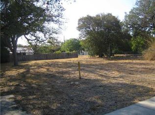 702 Parkway St, Round Rock, TX 78664
