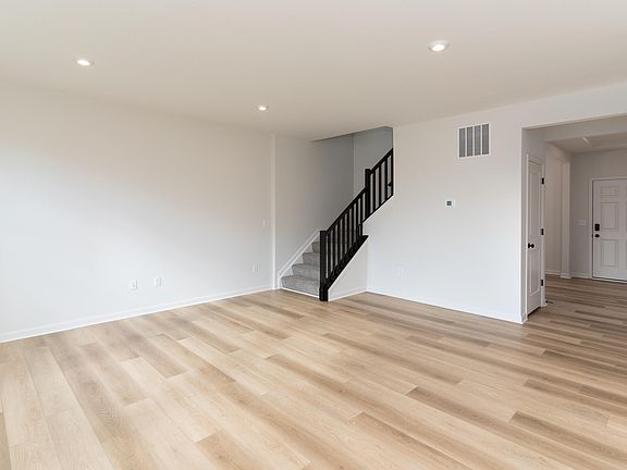2nd image of 7956 Trillium Ct