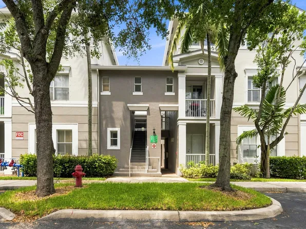 2007 SHOMA Drive #2007, Royal Palm Beach, FL 33414