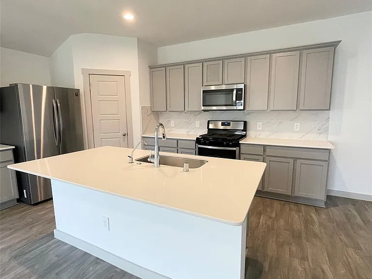 1830 Plantation Pl — Photo 6