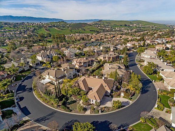 2nd image of 5564 Perugia Cir
