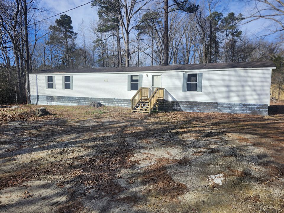 1st image of 160 Circle Dr