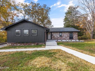 100 Pearl Rd, Oak Ridge, TN, 37830