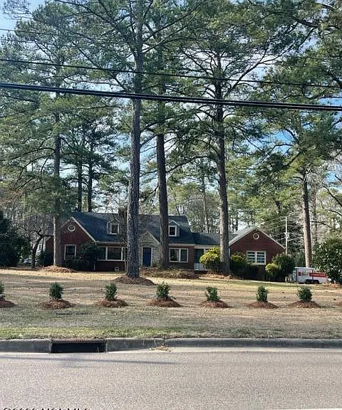 90 Lakewood Dr — Photo 17