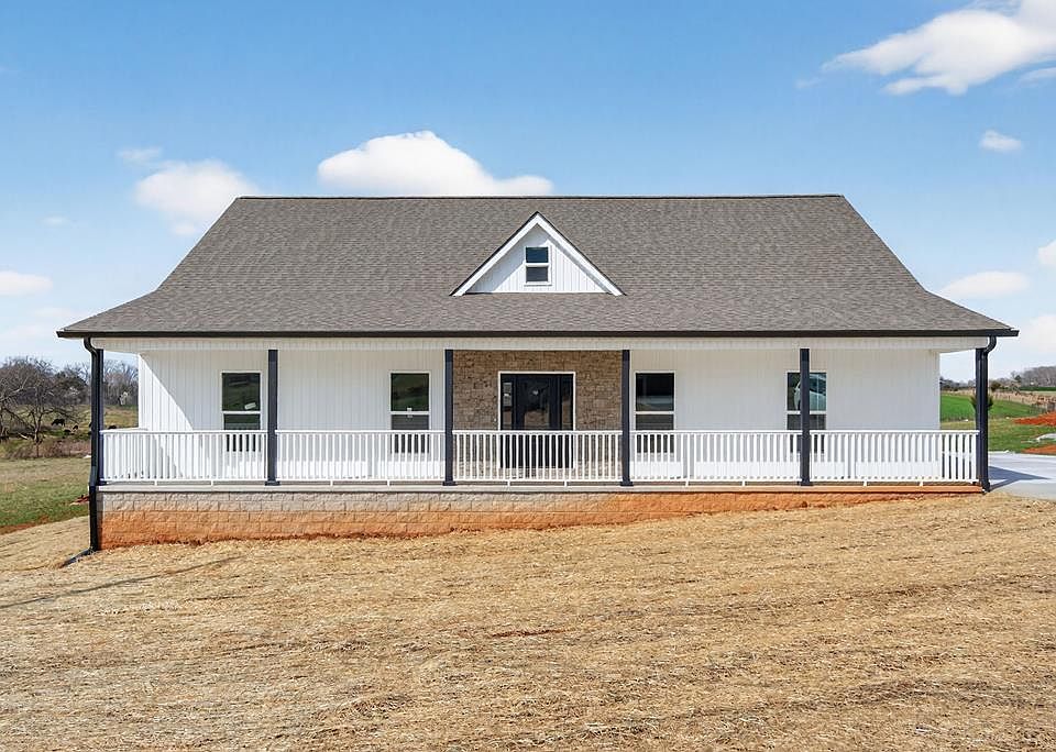 1st image of 424 Harleys Ridge Rd