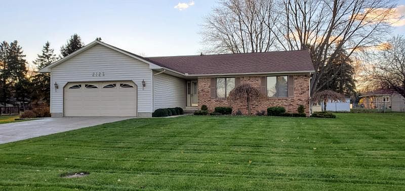 1st image of 2123 Bellechasse Dr
