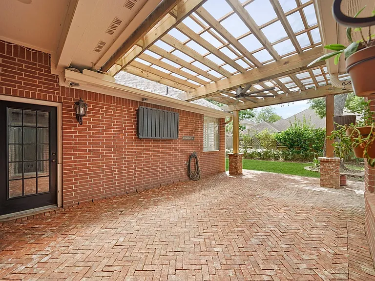 1207 Wildewood Ct — Photo 46