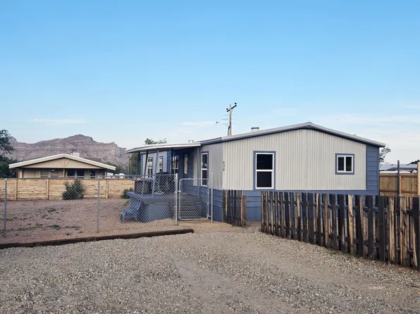 530 N Jonathan Edwards, Big Water, UT 84741