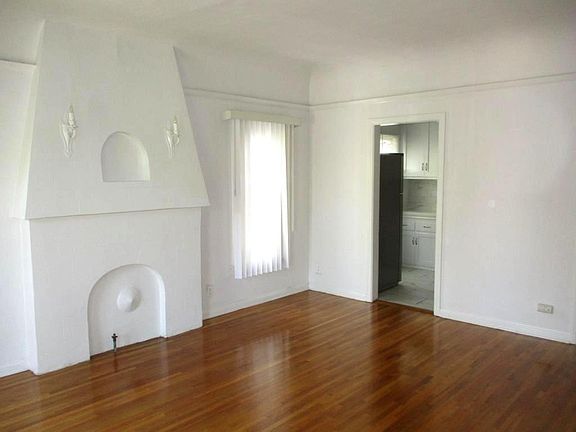 2nd image of 1101 Mound Ave APT 2