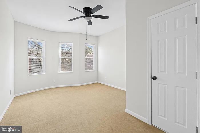 4 bed, 2.5 bath, $3,100 — Photo 3
