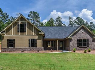 560 Molly Dr #16, Jefferson, GA 30549