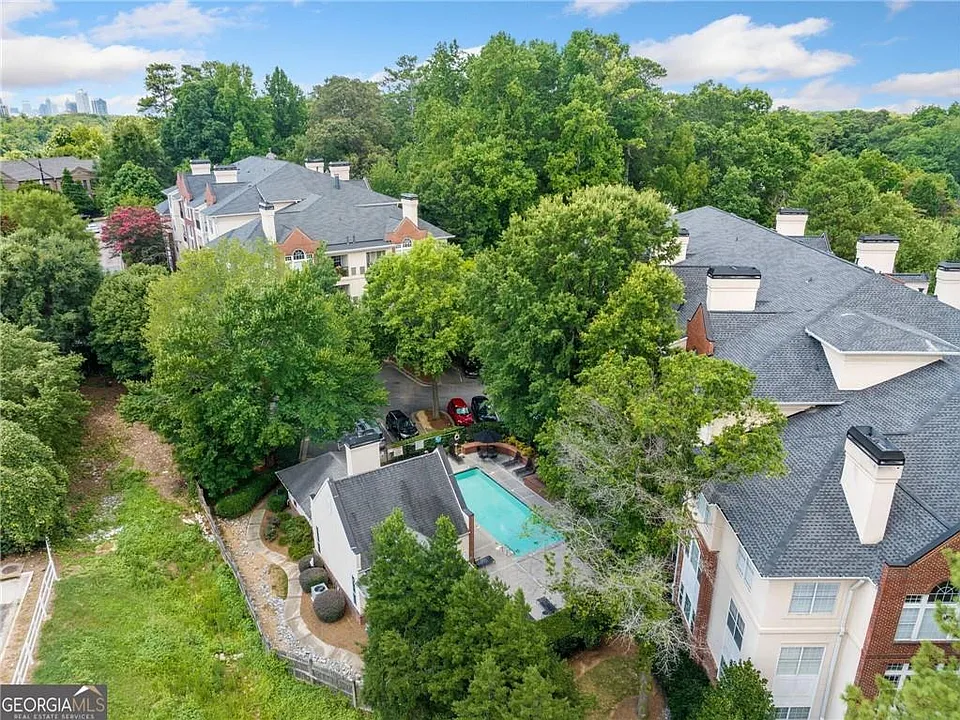 3636 Habersham Rd NW #2204