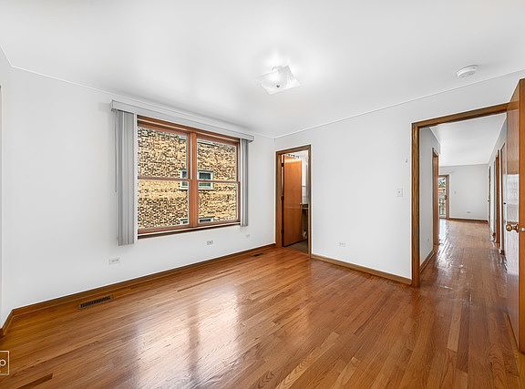 5th image of 419 Catalpa Ave #1